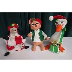 Annalee Christmas Painting Mouse,  Knitting Lamp, And  Goose w/ Gift 9-10" Dolls